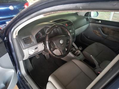 Volkswagen Golf • 2006 • 999,999 km