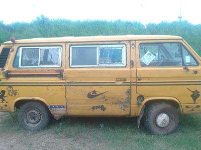 Volkswagen T4 • 2019 • 124,475 km