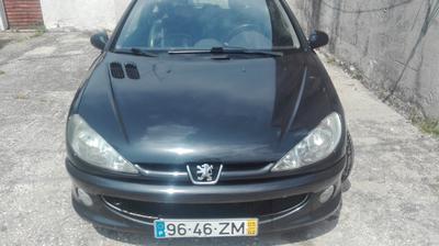 Peugeot 206 • 2005 • 220,000 km