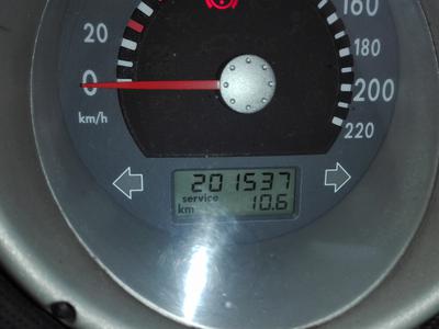 Volkswagen Polo • 2001 • 200,000 km