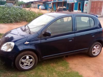 Toyota Yaris • 2005 • 145,000 km