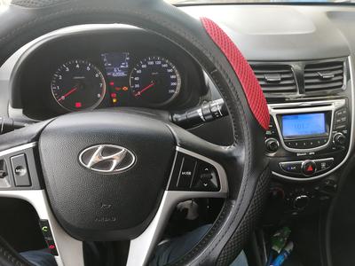 Hyundai Accent • 2012 • 160,000 km
