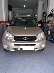 Toyota RAV4 • 2005 • 190,000 km