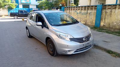 Nissan Note • 2013 • 93,000 km