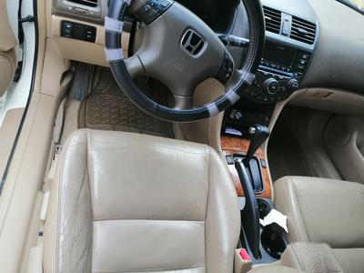 Honda Accord • 2005 • 84,105 km