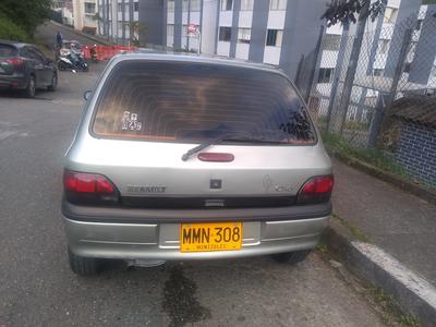 Renault Clio • 1999 • 189,000 km