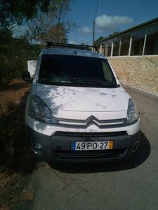 Citroën Berlingo • 2015 • 68,000 km