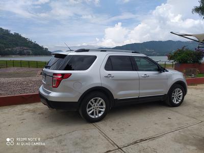 Ford Explorer • 2015 • 110,000 km