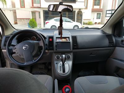 Nissan Sentra 2.0 • 2009 • 141,229 km