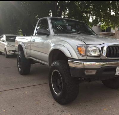 Toyota 4-Runner • 2001 • 150,000 km
