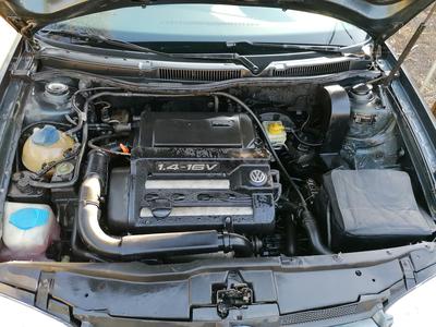 Volkswagen Golf • 1999 • 200,000 km