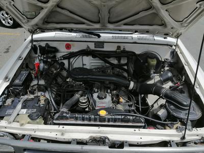 Toyota Hilux • 1995 • 242,000 km