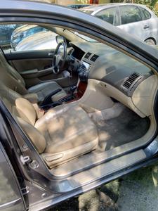 Honda Accord • 2007 • 200,000 km