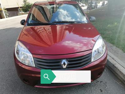 Renault 12 • 2012 • 75,000 km