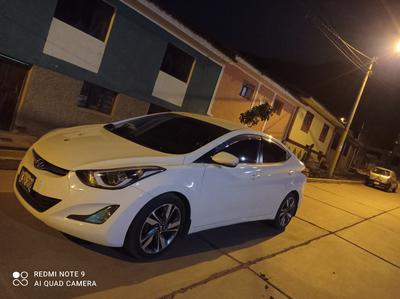 Hyundai Elantra • 2015 • 90,000 km