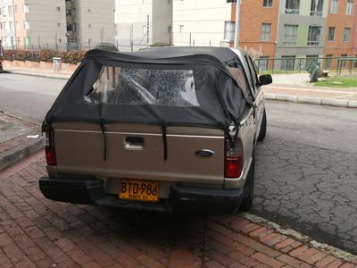 Ford Ranger • 2006 • 220,000 km