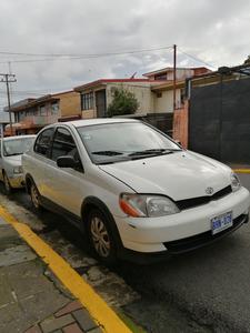 Toyota Yaris • 2001 • 1,665 km