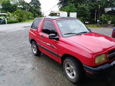 Chevrolet  • 1999 • 200,000 km