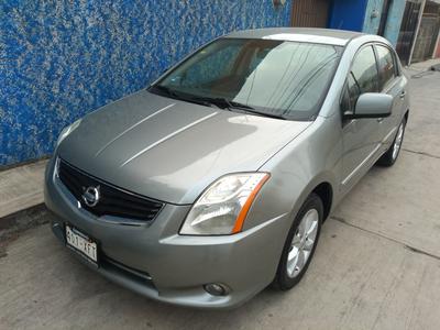 Nissan Sentra 2.0 • 2011 • 100,000 km