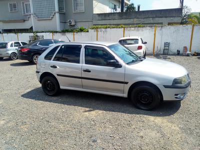 Volkswagen Gol • 2005 • 183,000 km