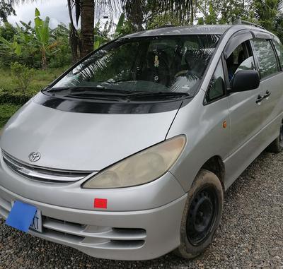 Toyota 4 Runner Limited • 2004 • 300,045 km