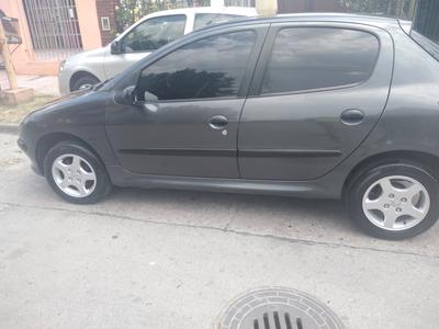 Peugeot  • 2012 • 115,000 km