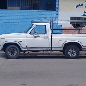 Ford F-150 • 1985 • 1,000 km