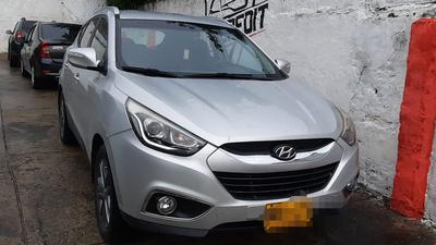 Hyundai ix35 • 2016 • 44,000 km