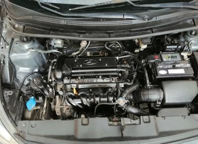 Hyundai Accent • 2012 • 100,000 km