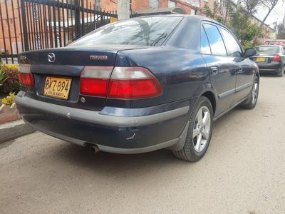 Mazda 626 • 2000 • 225,000 km
