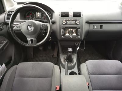 Volkswagen Touran • 2012 • 208,000 km