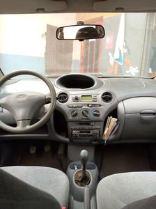 Toyota Yaris • 2004 • 137,000 km