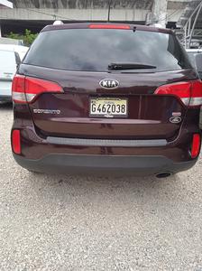Kia Sorento • 2015 • 79,000 km