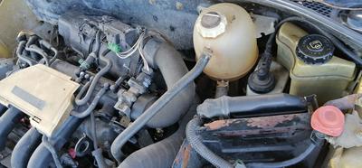 Renault Clio • 1996 • 214,689 km