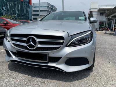 Mercedes-Benz C • 2016 • 82,000 km