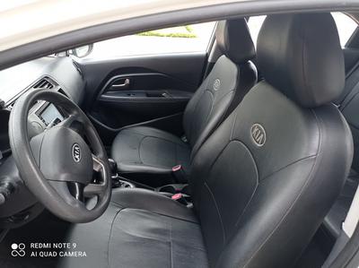 Kia Rio • 2012 • 136,000 km