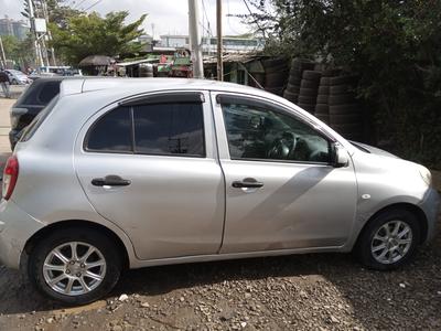 Nissan March • 2011 • 270,000 km