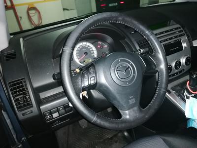 Mazda 5 • 2007 • 185,000 km