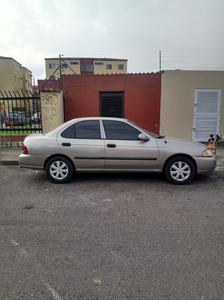 Nissan Sentra • 2001 • 120,000 km