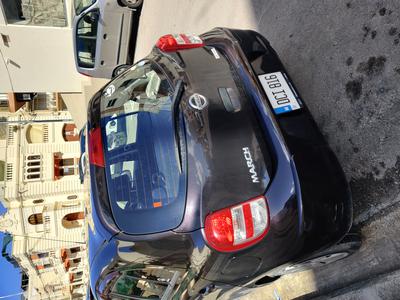 Nissan  • 2012 • 16 km