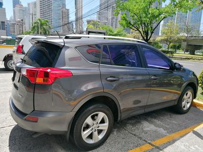 Toyota RAV4 • 2014 • 21,000 km
