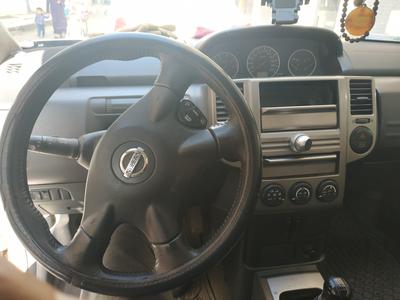 Nissan  • 2006 • 268,000 km
