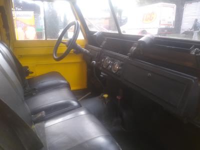 Land Rover 109 • 1970 • 150,000 km