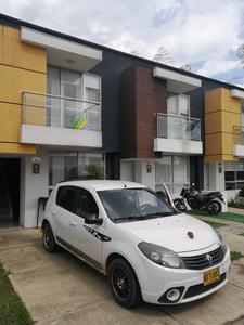 Renault Sandero • 2011 • 122,000 km