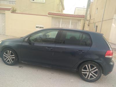 Volkswagen Golf • 2009 • 350,000 km