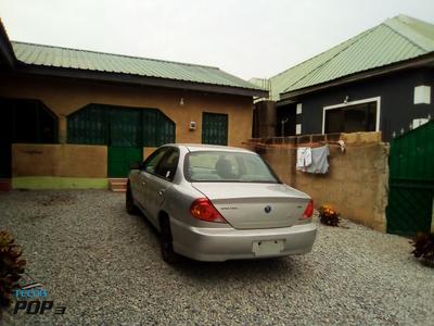 Kia Sportage • 2001 • 2,000 km