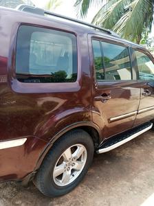 Honda Pilot • 2010 • 130,000 km