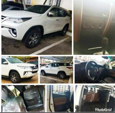 Toyota Fortuner • 2017 • 43,000 km