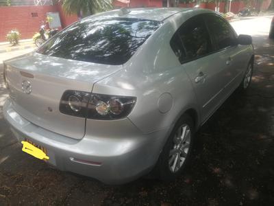 Mazda 3 • 2010 • 145,000 km