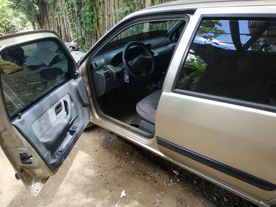 Renault 10 • 1998 • 178,000 km